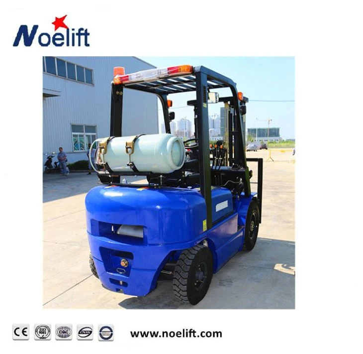 Carrello elevatore a quattro ruote 2.5T benzina GPL