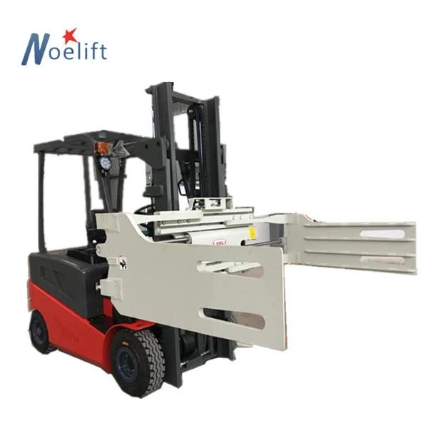 Carrello elevatore elettrico Triplex da 4,8 metri con pinza per balle