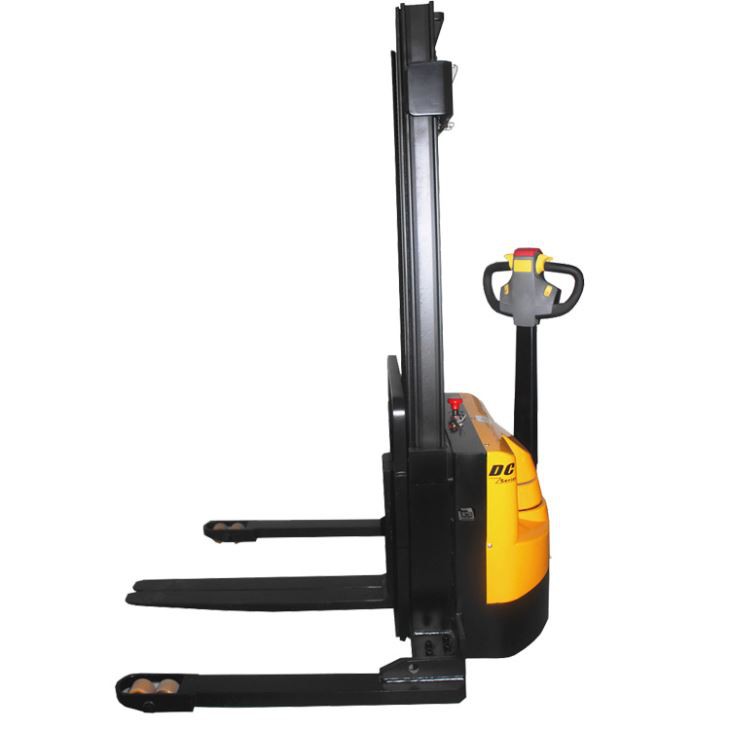 Carrello elevatore elettrico per tutti i campi industriali