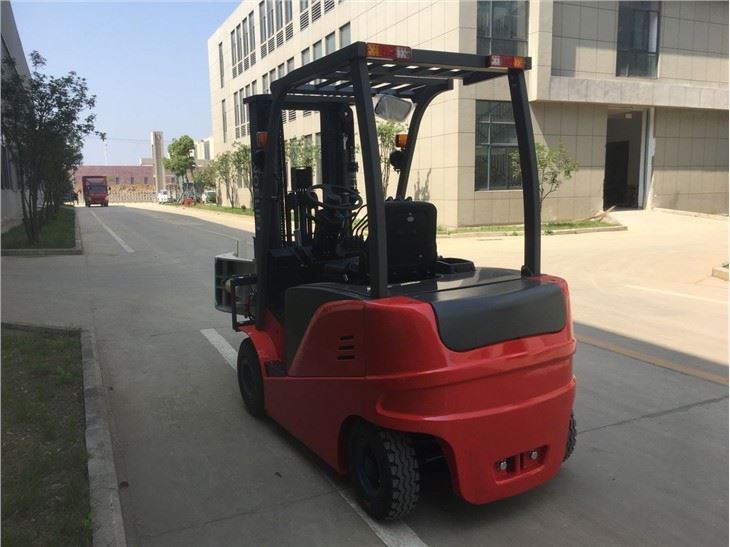Balance Electric Forklift