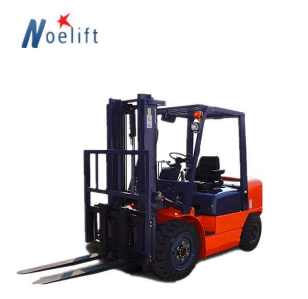 CARRELLO ELEVATORE DIESEL da 2,5 tonnellate