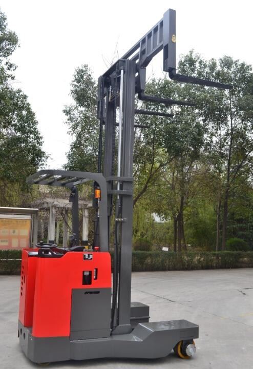 2500kg 4 Direction Electric Reach Truck Manufacturers