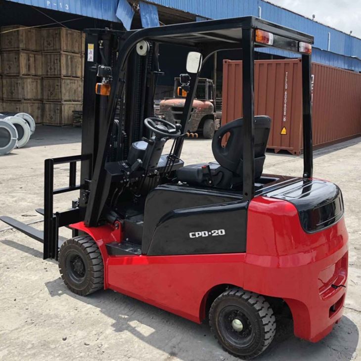 4 Wheel Electric Forklift 