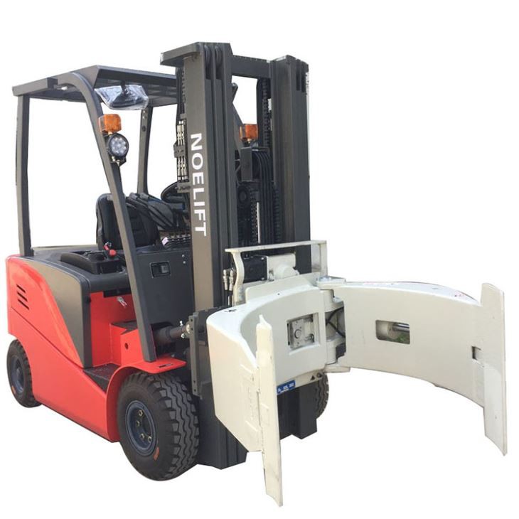 Carrello elevatore elettrico a 4 ruote