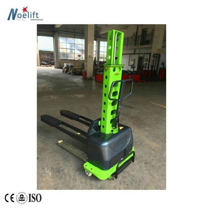 Self Lift Truck