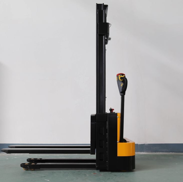 1200KG ELECTRIC PALLET STACKER