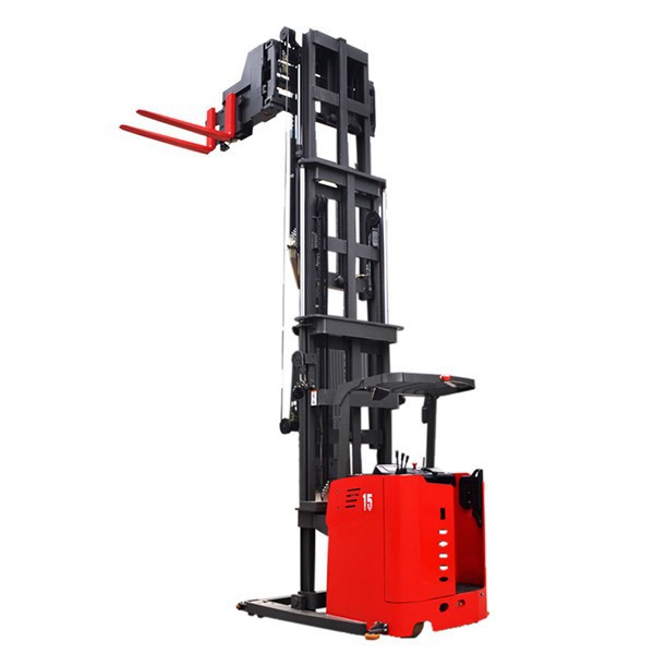 Carrello elevatore per corsie molto strette