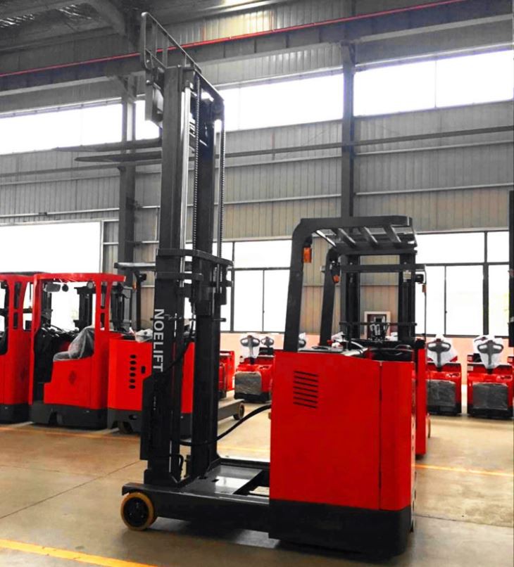 Il carrello elevatore a forca a portata di batteria per container da magazzino può sopportare 2 tonnellate