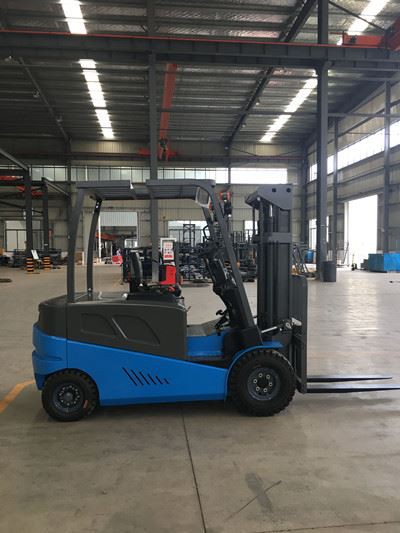 Carrello elevatore elettrico controbilanciato da 3 tonnellate TK30