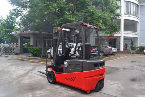 Carrello elevatore elettrico a 3 ruote 2000 kg Carrello elevatore redditizio