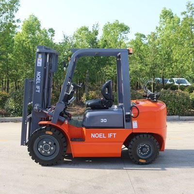 Telescopic 3000kg Capacity Dual Fuel Lpg Cng Forklift