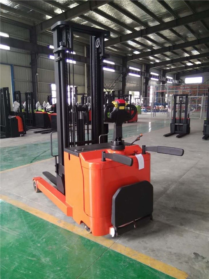 low price Electric Reach Stacker
