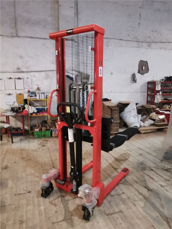 Magazzino duplex della fabbrica dell'albero 2000kg Impilatore manuale della mano di 2m