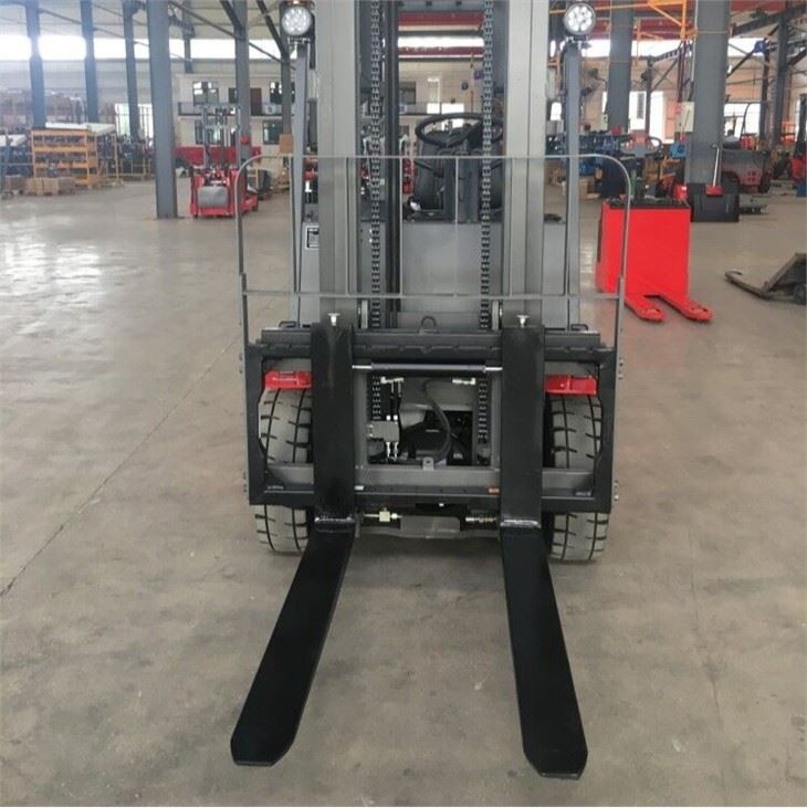 high quality Four Wheel Electric Forklift