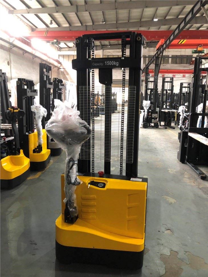 Mini Electric Stackers For Meat Industry Indoor Warehouse