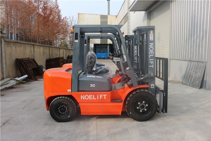 Carrello elevatore Cpcd30