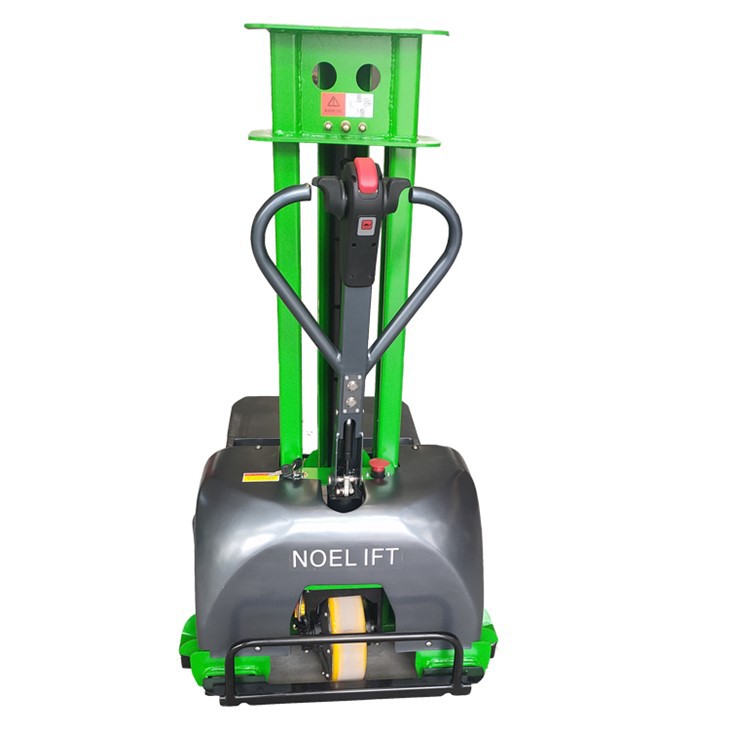 Carrello elevatore semielettrico